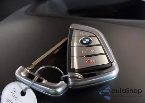 2016 BMW 750I xDrive z USA, uszkodzony, nr VIN WBA7F2C59GG420256